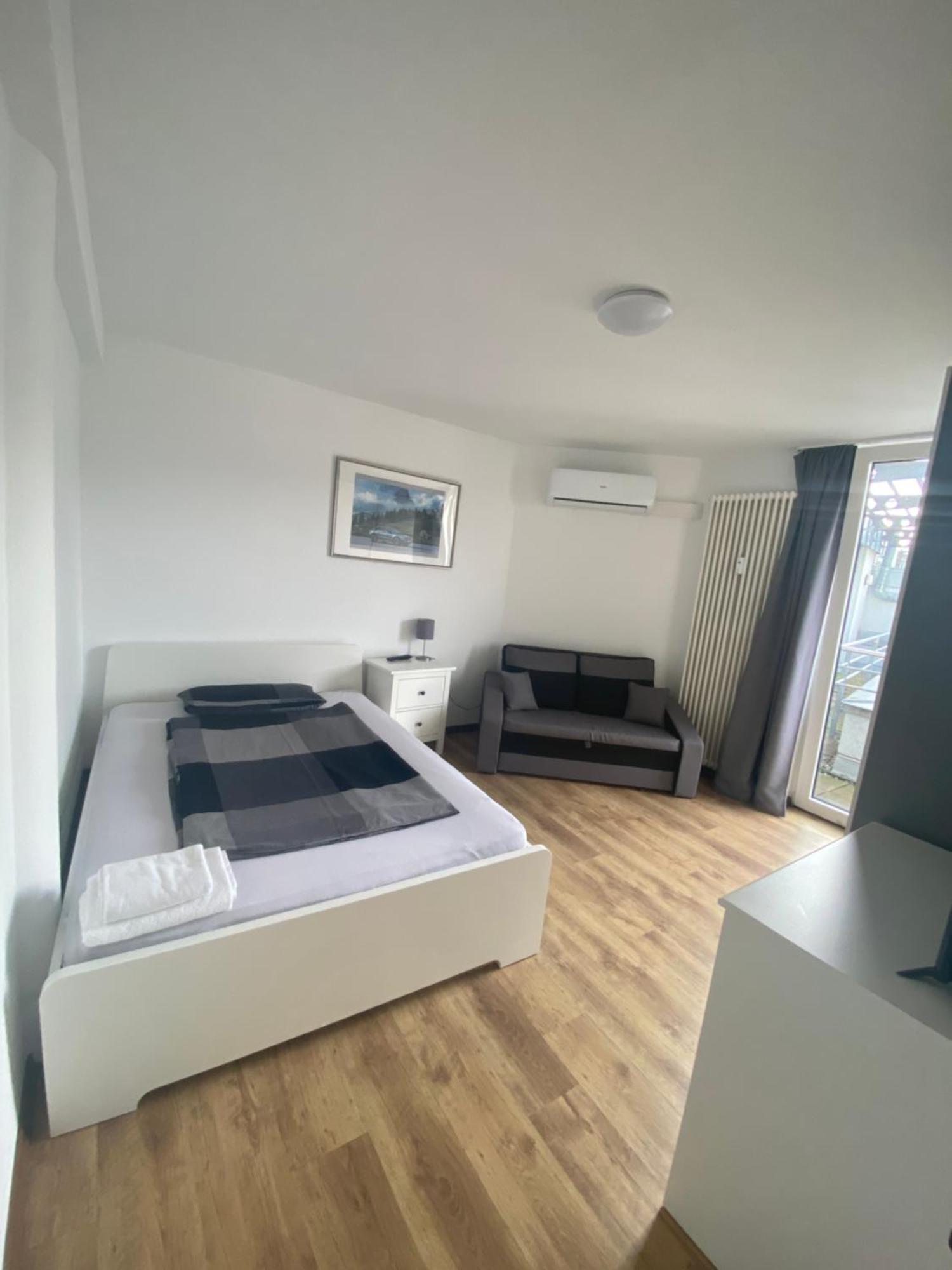 Sophies Apartment สตุตการ์ต ภายนอก รูปภาพ